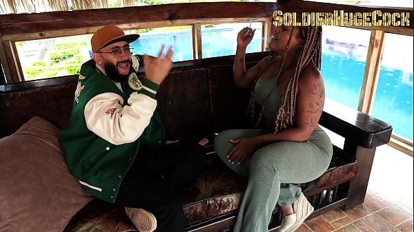 I met a MILF on Tinder and we ended up fucking at the resort - Carla Morelli - SoldierHugeCock