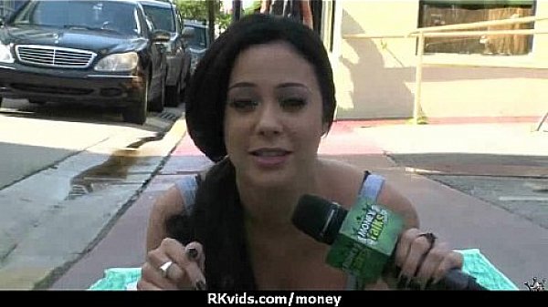 Amateur lets the pussy talk 18