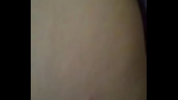 Ela adora rebolar na rola