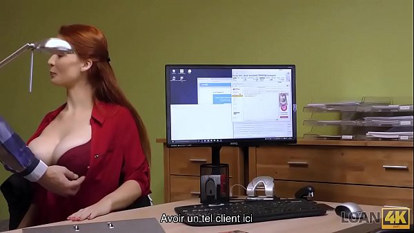 LOAN4K. La beaute aux cheveux roux a le sexe sale pour l'argent pour la chirurgie d'un a. 