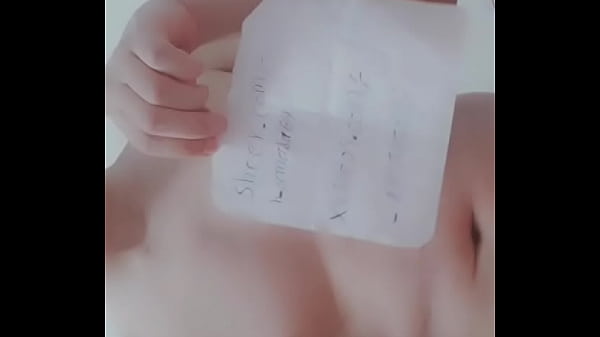 sexy bottom boy showing his sexy body and looking for bbc or bwc  