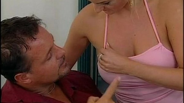 My Boss want my Pussy!!!