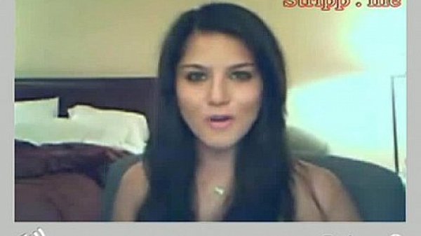 cutie show pussy on webcam 2190519  