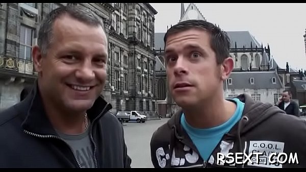 Sexy ass sweetheart sucks dick 