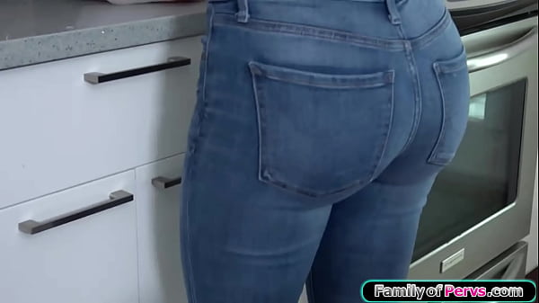 Stepson overheard his busty stepmom Havana Blu that she wants to be dominated for once.Two slaps on her ass make it clear to her hes going to fuck her  