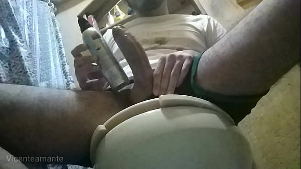 Andaba caliente y quise mostrarles el grosor de mi verga