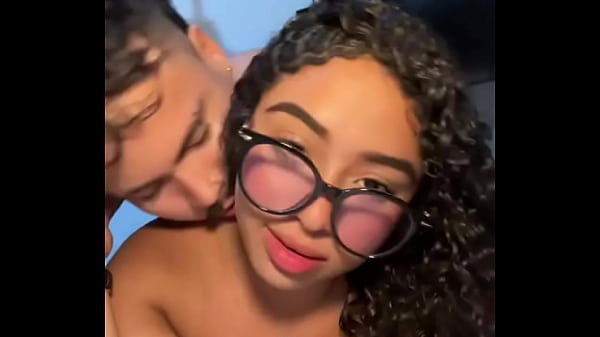 Jugueteando en la cama - #1  