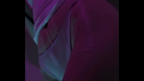 would you like to take a shower with me? ?Retweet if yes ?photoraptor1  