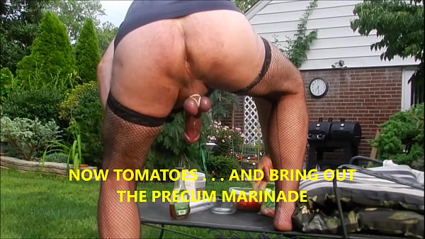 Piggy's Veggie Picnic