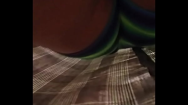 Colegiala bajo falda  