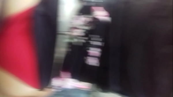 Nos atrapa su mam&aacute;