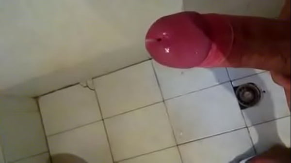 Punheta e gozada abundante 11 jatos  