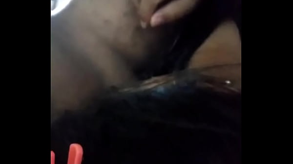 Sexo oral com a ex vagabunda mesmo com o corno vem sempre tomar o leitinho quente  