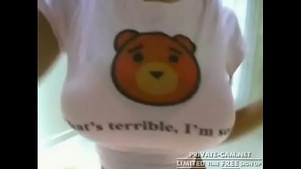 mom Webcam Strip: Free Amateur Porn Video ad shy suggestive