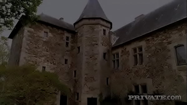 Anny Aurora, Head Girl Seduces Teacher