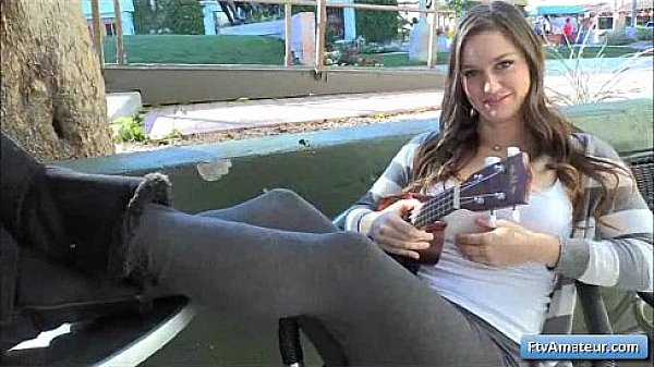 FTV Girls presents Summer-Ukulele Girl-01 01 -  no.41 