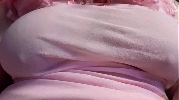 Boobs bouncing/long nails/hard nipples