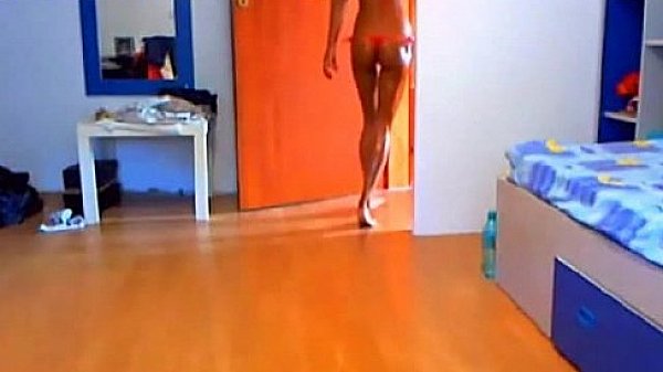 Latina Gets Oiled Up On Webcam  