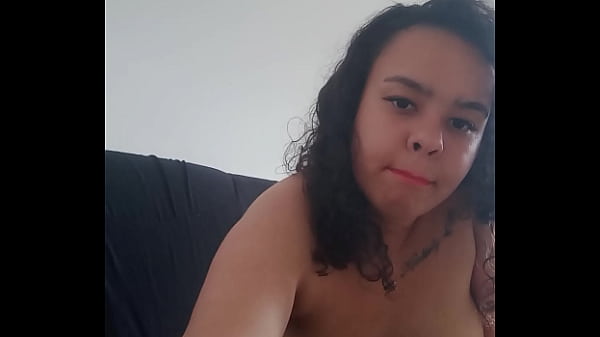 ME MASTURBANDO ATE GOZAR NOVINHA SAFADA 