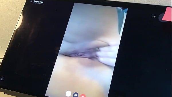 Leyva Hot ctdx enjoys fucking through the webcam with a fan 