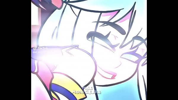 Un edit que tiene porno dentro  