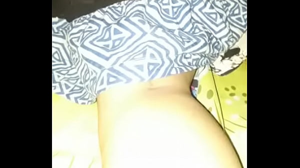 Trying to fuck finger puasy