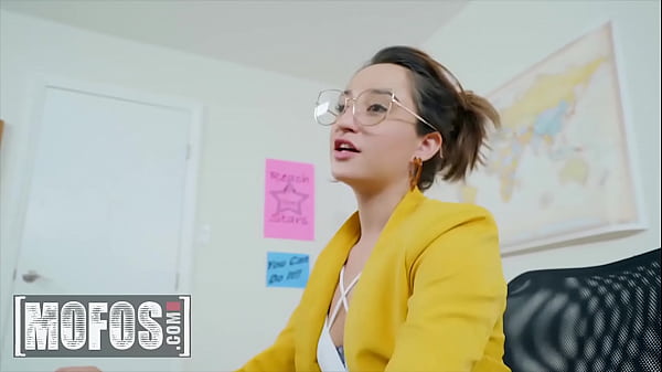 MOFOS - I Know That Girl - Bambino Isabella Nice - Shes My Teacher