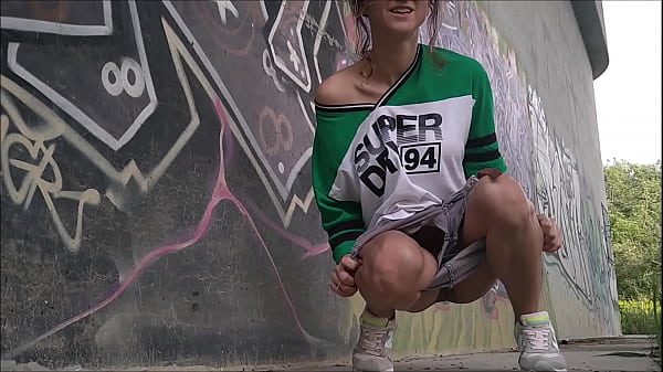 Złoty deszcz na betonie, Redmystery Isabel