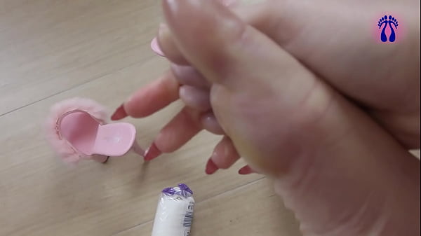 Cura completa dei piedi per Mary Rider