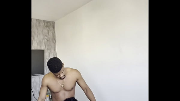 o marido da minha vizinha me fudeu no sigilo