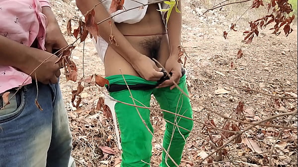 कविता ने अपने बेस्ट फ्रेड के साथ किया गंदा काम खेत में