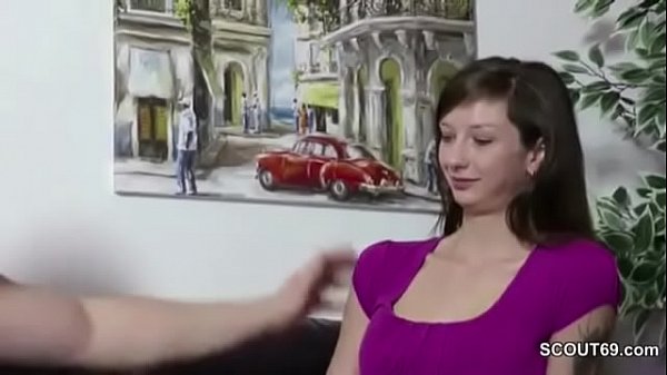 Bruder fickt seine Stief-Schwester und besamt ihr Gesicht