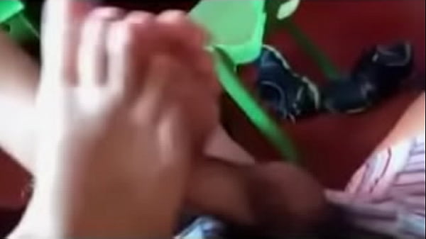 footjob de mi novia (Per&uacute;)