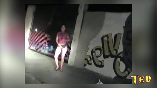 Liberou geral na rua e levou eu para o barraco dela  