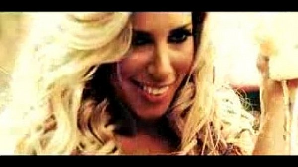 Ensaio Sensual Tati Minerato gostosa sexy loira tesuda safada