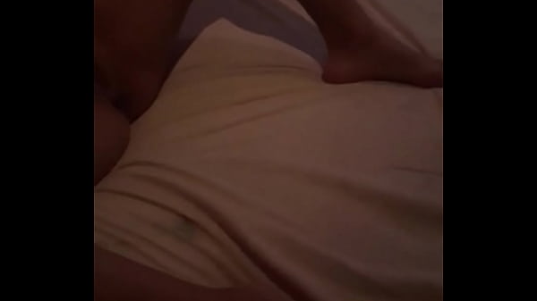 Solita masturbandome