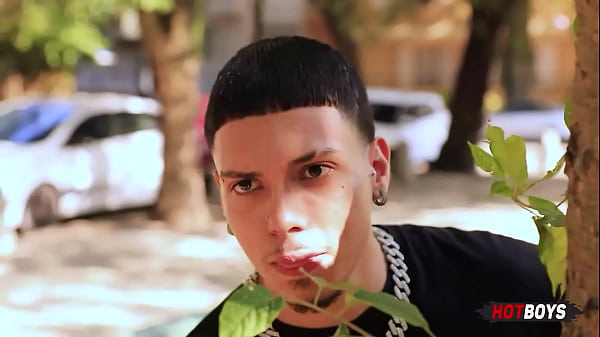 Fodendo gostoso o rabudo  