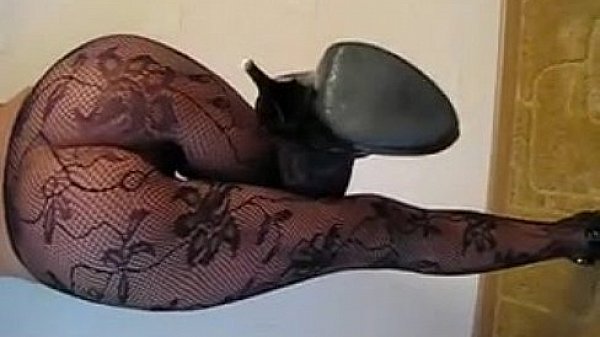 Russian Babe Wearing Sexy Pantyhose