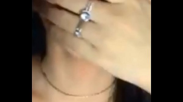 Nhẫn Th&egrave;m buồi