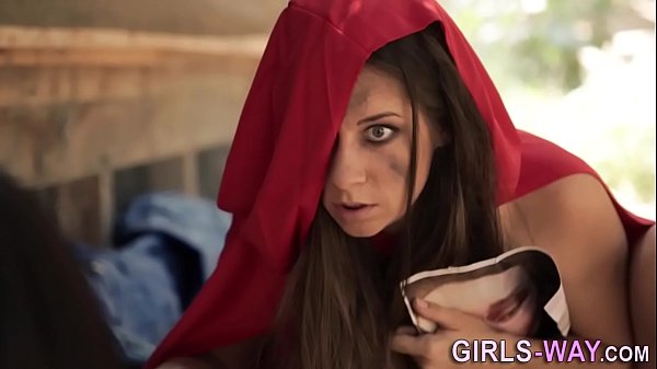 Skinny lesbian beauty