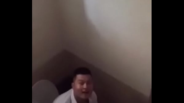 Hot boy quốc trung lộ mu cực m&uacute;p