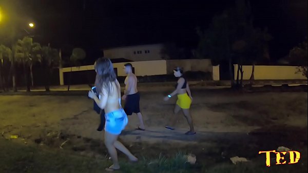 Elas aprontam na noite