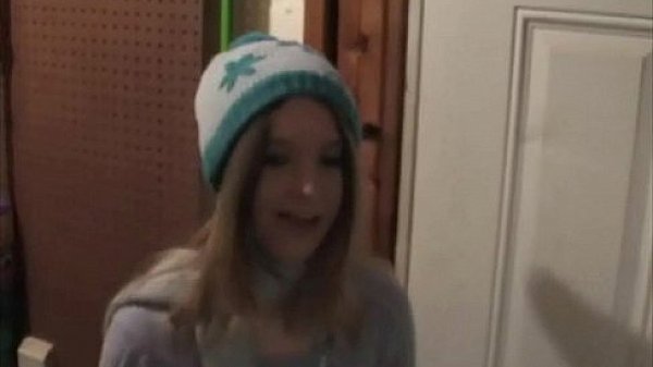 Dagfs - This Annoying Bitch Go Tease The Neighbor 