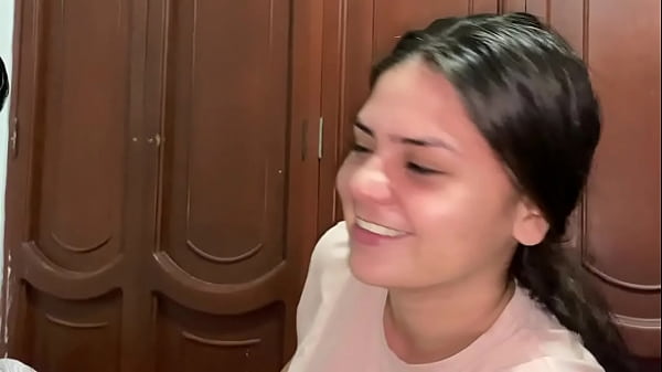 le follo el co&ntilde;o a mi amiga por un juego