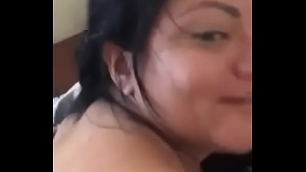 Le doy duro y pide q la grabe  