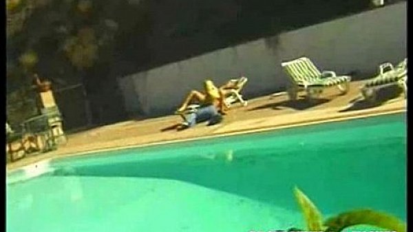 Hot lesbians blonde get horny-2