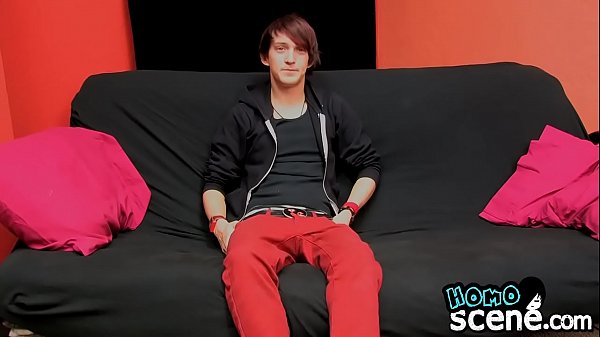 Andy wanks out his wad 