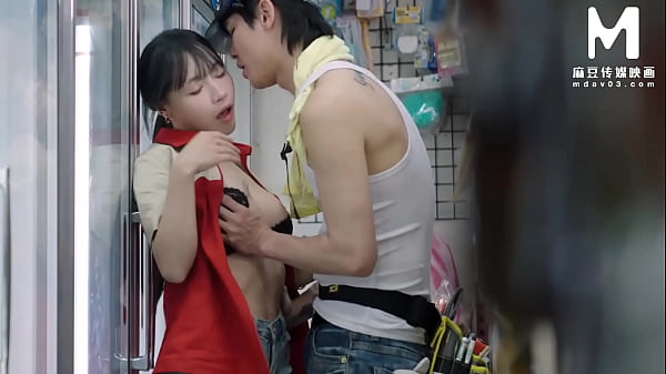 Slutty superstore girl invites customers to have secret sex during work hours