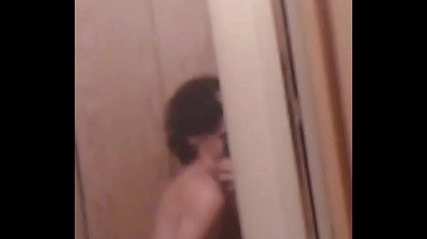 Amateur Twink rides his huge dildo