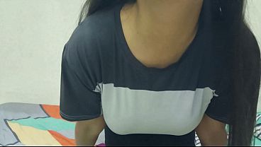 Step sister Ne step brother ko mana hi liya Step-sister seduced him